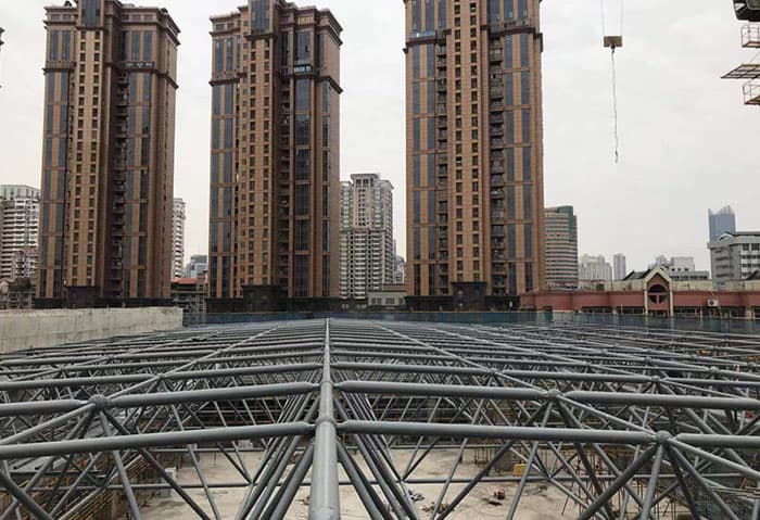 讷河螺栓球网架结构